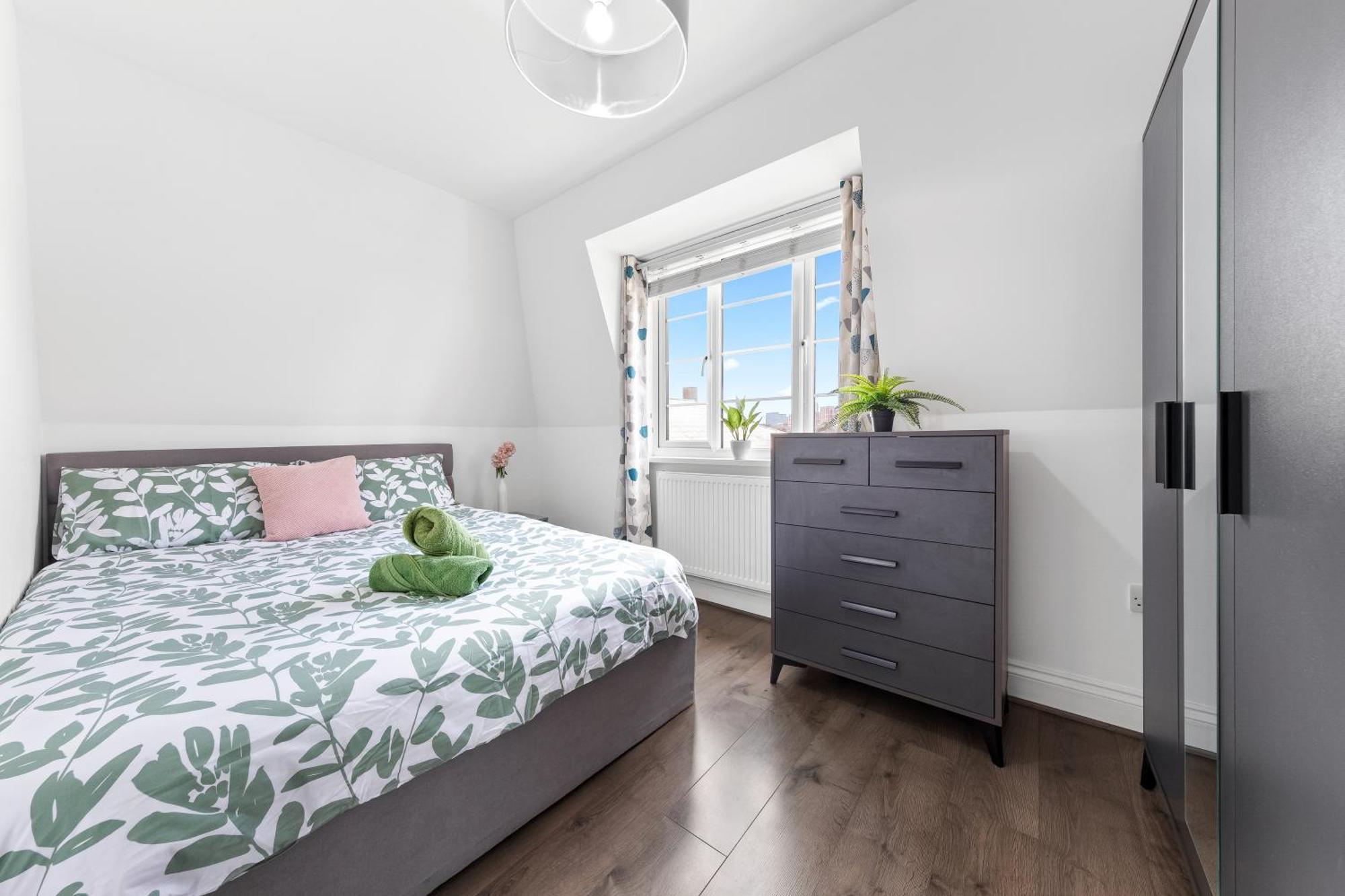 Central London Two Bedroom Serviced Apartment - Nine Elms Luxury Stay - Vauxhall & Westminster Buitenkant foto
