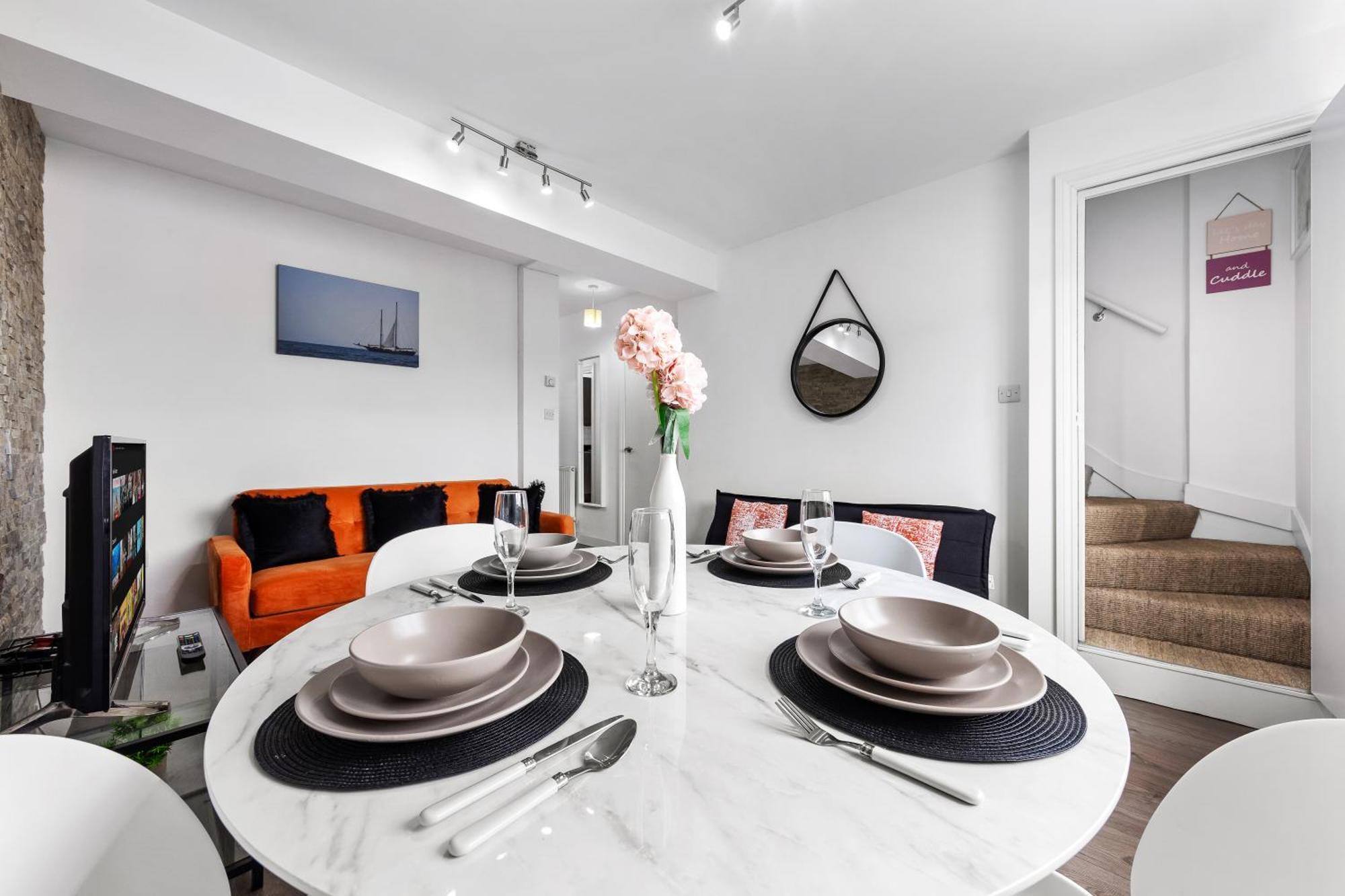 Central London Two Bedroom Serviced Apartment - Nine Elms Luxury Stay - Vauxhall & Westminster Buitenkant foto